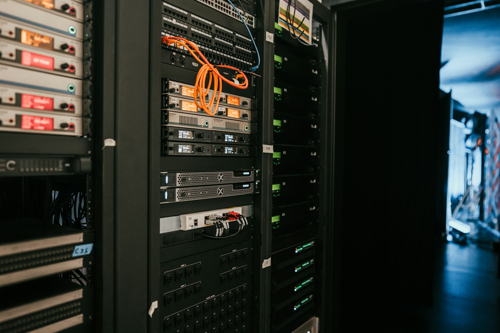 Instalasi Data Center 2024